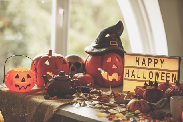 Your Ultimate Guide to a Low Carb Halloween